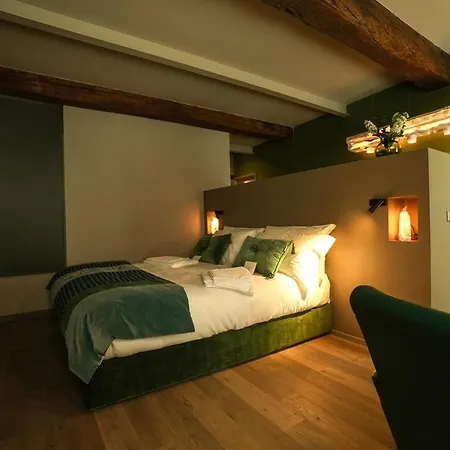 Sant'eufemia 30 Bed and Breakfast